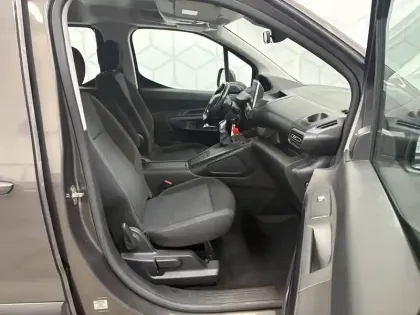 Photo 8 Peugeot Rifter  Long BlueHDi 100 S&S BVM6