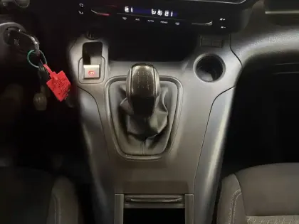 Photo 25 Peugeot Rifter  Long BlueHDi 100 S&S BVM6