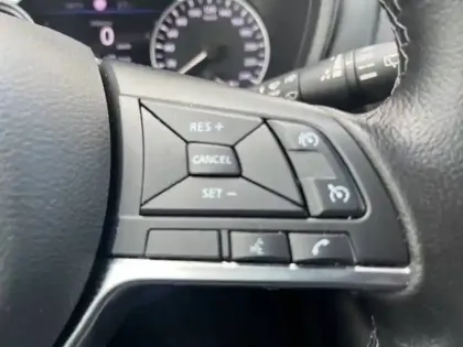 Photo 11 Nissan Juke  HYBRID 143