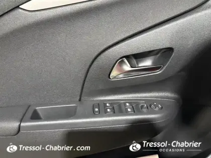 Photo 19 Opel Corsa  1.2 Turbo 100 ch BVM6 Edition