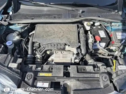 Photo 28 DS DS 3 DS3 Crossback PureTech 100 BVM6 Chic