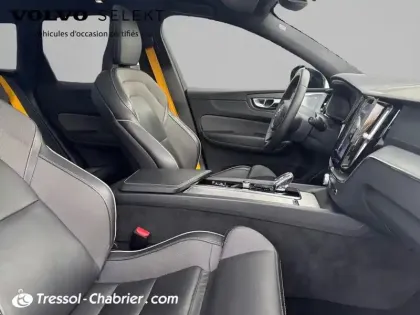 Photo 8 Volvo Xc60  T8 Recharge AWD 310 ch + 145 ch Geartronic 8 Polestar Engineered