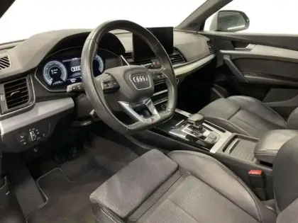 Photo 8 Audi Q5 50 TFSIe 299 S tronic 7 Quattro S line