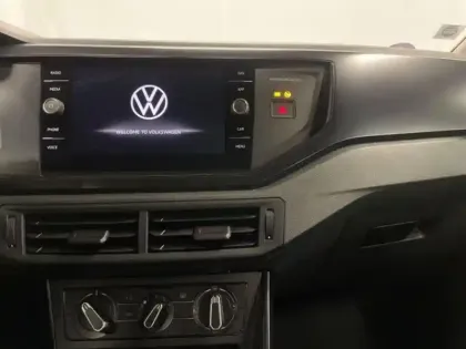 Photo 9 Volkswagen Polo 1.0 80 S&S BVM5 Edition