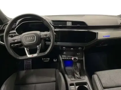 Photo 7 Audi Q3 45 TFSIe 245 ch S tronic 6 S line