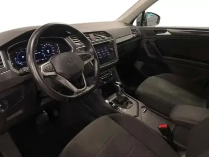 Photo 8 Volkswagen Tiguan 2.0 TDI 150ch DSG7 Elegance