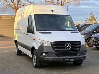 Photo 34 Mercedes Sprinter 317 CDI Fourgon 37S L2H2 12M3 