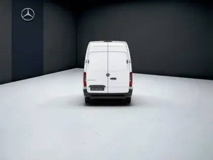 Photo 19 Mercedes Sprinter 317 CDI Fourgon 37S L2H2 12M3 