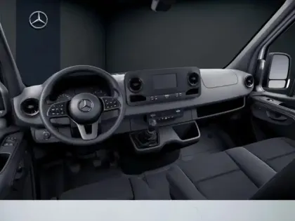 Photo 30 Mercedes Sprinter 317 CDI Fourgon 37S L2H2 12M3 