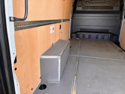 Photo 49 Mercedes Sprinter 317 CDI Fourgon 37S L2H2 12M3 