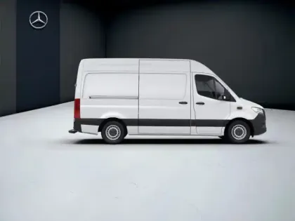 Photo 21 Mercedes Sprinter 317 CDI Fourgon 37S L2H2 12M3 