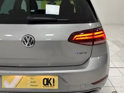 Photo 15 Volkswagen Golf Carat BlueMotion 1.5 130 ch 