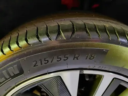 Photo 11 Peugeot 2008 Gén. II Ph1 NG GT Pack 5