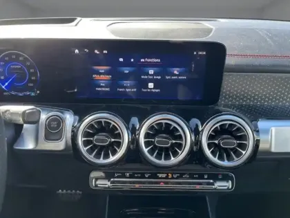 Photo 10 Mercedes Classe B 250+ AMG Line