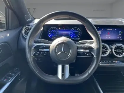 Photo 14 Mercedes Classe B 250+ AMG Line