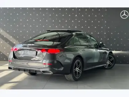 Photo 24 Mercedes Classe E  220 d AMG Line Berlin