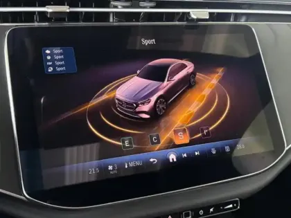 Photo 34 Mercedes Classe E  220 d AMG Line Berlin