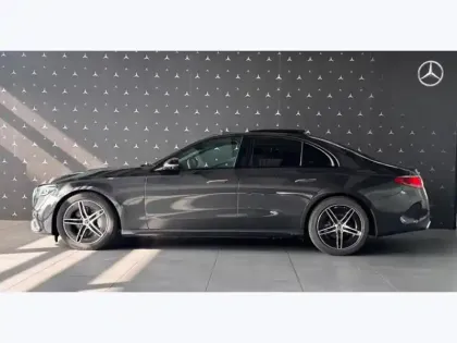 Photo 21 Mercedes Classe E  220 d AMG Line Berlin