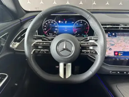 Photo 32 Mercedes Classe E  220 d AMG Line Berlin