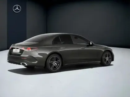 Photo 19 Mercedes Classe E  220 d AMG Line Berlin