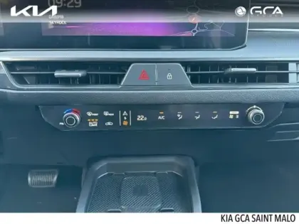 Photo 10 Kia Stonic  1.0 T-GDi 115ch MHEV Active DCT7