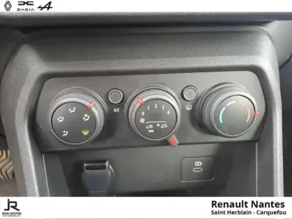 Photo 10 Dacia Sandero  ECO-G GPL 100ch Stepway Expression Pack Navigation