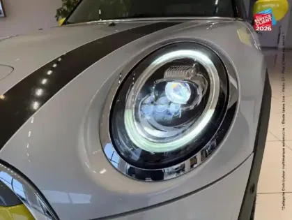 Photo 12 Mini Mini  Cooper SE 184ch Yours BVA 5CV