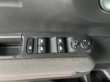 Photo 10 Citroën C3 Aircross  PureTech 130ch S&S Shine E6.d EAT6 7cv