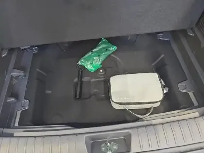 Photo 8 Hyundai Kona  1.6 GDi 129ch Hybrid Executive DCT-6