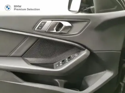 Photo 12 BMW Serie 1 Gén. III (F40) Ph1 Edition Sport 5