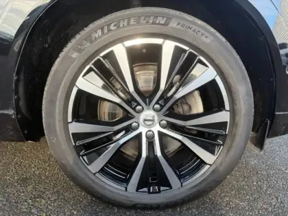 Photo 10 Volvo Xc60  B5 AdBlue AWD 235ch Ultimate Style Dark Geartronic