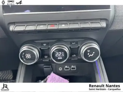 Photo 11 Renault Clio  1.6 E-Tech 145ch full hybrid Techno