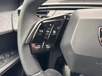 Photo 14 Peugeot 3008  Hybride Rechargeable Plug-in 195ch Allure e-DCS7