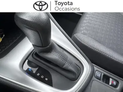 Photo 8 Toyota Yaris  116h Dynamic 5p MY22