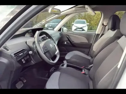 Photo 9 Citroën C4 Picasso C4 SpaceTourer BlueHDi 130ch S&S Feel EAT8 E6.d-TEMP