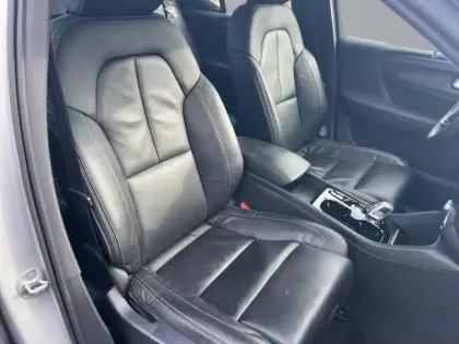 Photo 8 Volvo Xc40  T5 Recharge 180 + 82ch Ultimate DCT 7