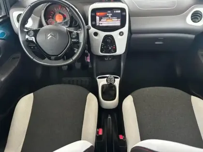 Photo 7 Citroën C1  VTi 72 S&S Millenium 5p  E6.d