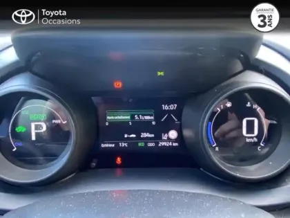 Photo 13 Toyota Yaris  Cross 116h Dynamic MY22