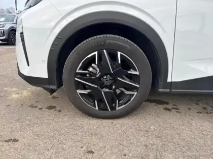 Photo 12 Peugeot 5008  Hybrid 136ch Allure e-DCS6