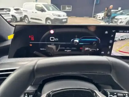 Photo 9 Peugeot 5008  Hybrid 136ch Allure e-DCS6