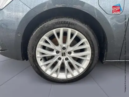 Photo 9 Seat Leon  eHybrid 204ch Xcellence DSG6 GPS Camera