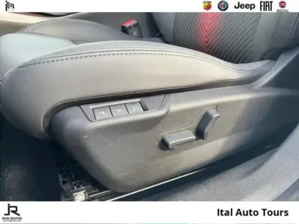 Photo 12 Alfa Romeo Junior  1.2 Ibrida 145ch Speciale e-DCT6