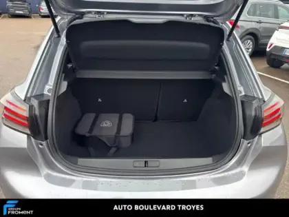 Photo 5 Peugeot 208  e- 136ch Style