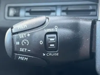 Photo 11 Peugeot 3008  1.2 PureTech 130ch Allure S&S EAT6