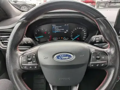 Photo 7 Ford Focus  1.0 EcoBoost 125ch ST-Line