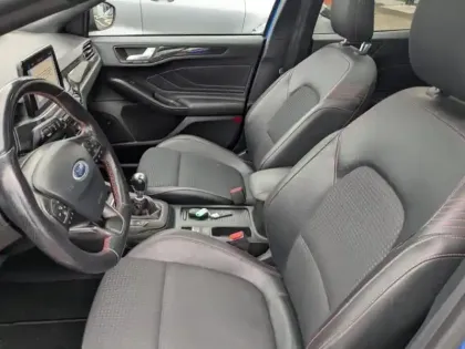 Photo 8 Ford Focus  1.0 EcoBoost 125ch ST-Line