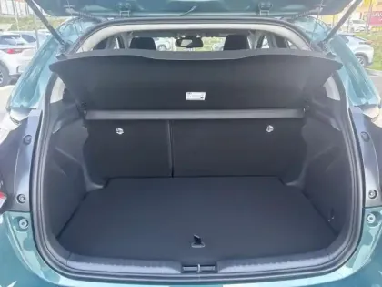 Photo 12 Toyota Yaris Gén. IV Ph1 NG Design 5