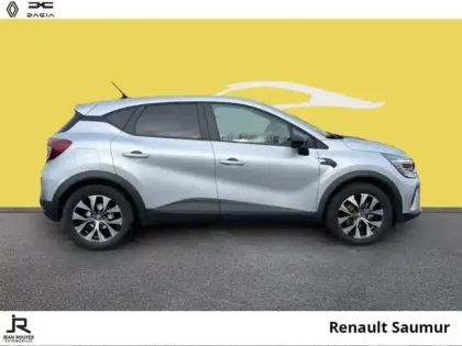 Photo 12 Renault Captur  1.6 E-Tech hybride 145ch Evolution