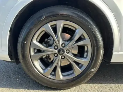 Photo 8 Ford Kuga  2.5 Duratec 190ch FHEV E85 ST-Line X BVA