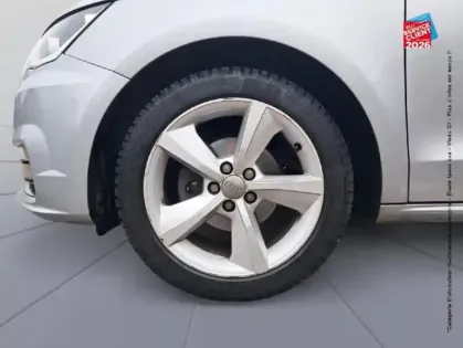 Photo 10 Audi A1  1.0 TFSI 95ch ultra Ambiente